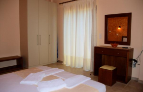 Отель Villa Nostos  Храни
